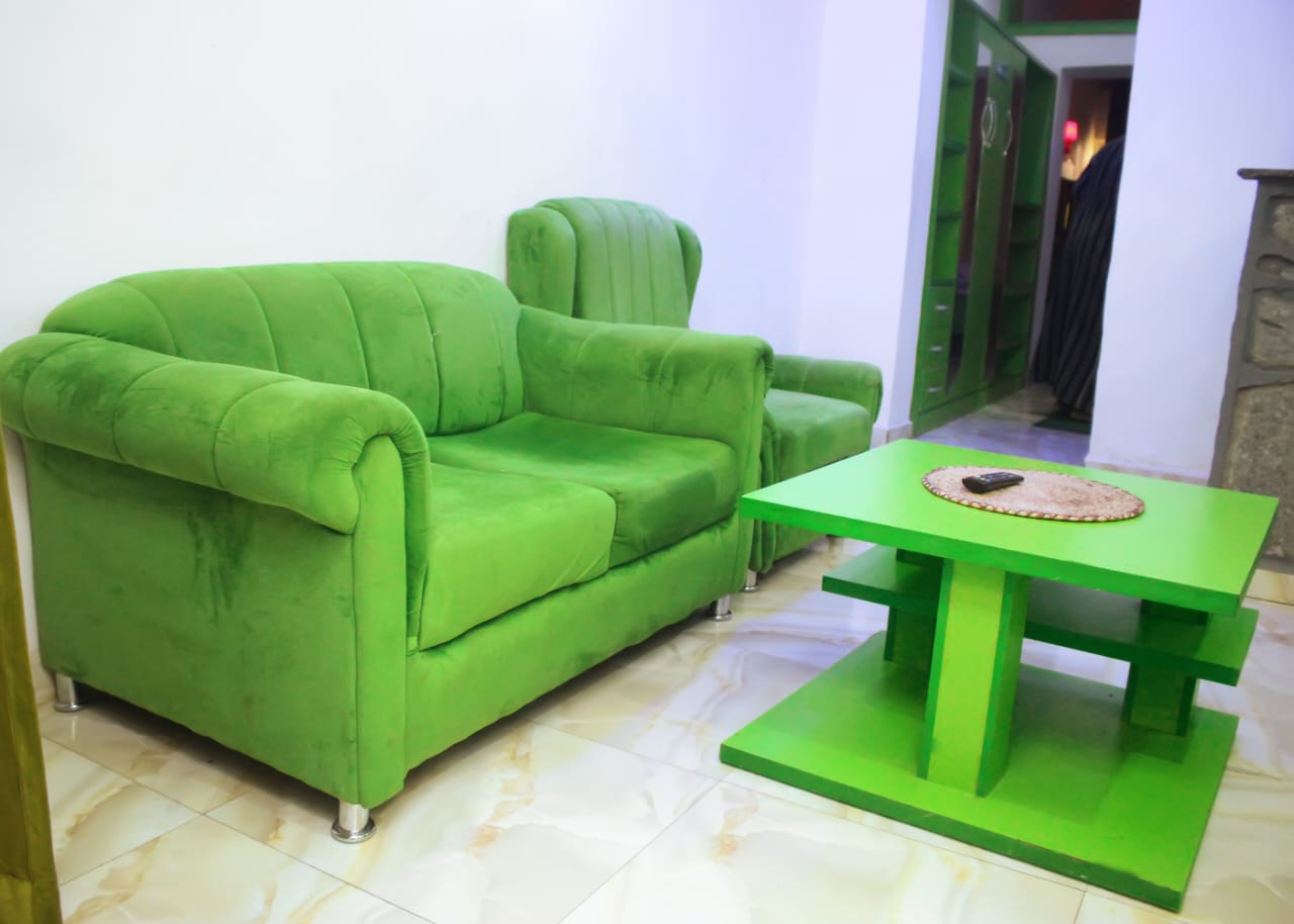 Studio Suite at hotel in Keffi Nasarawa with king bed