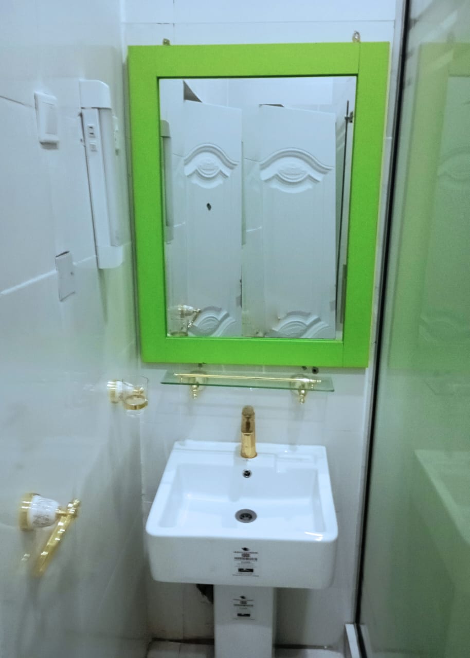Studio Suite at hotel in Keffi Nasarawa with king bed